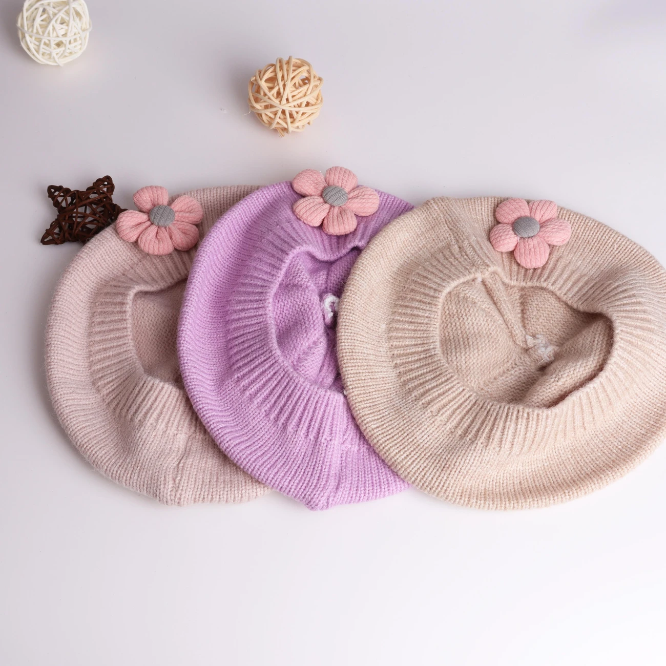Knitted Cute Flower Beret, Painter Hat