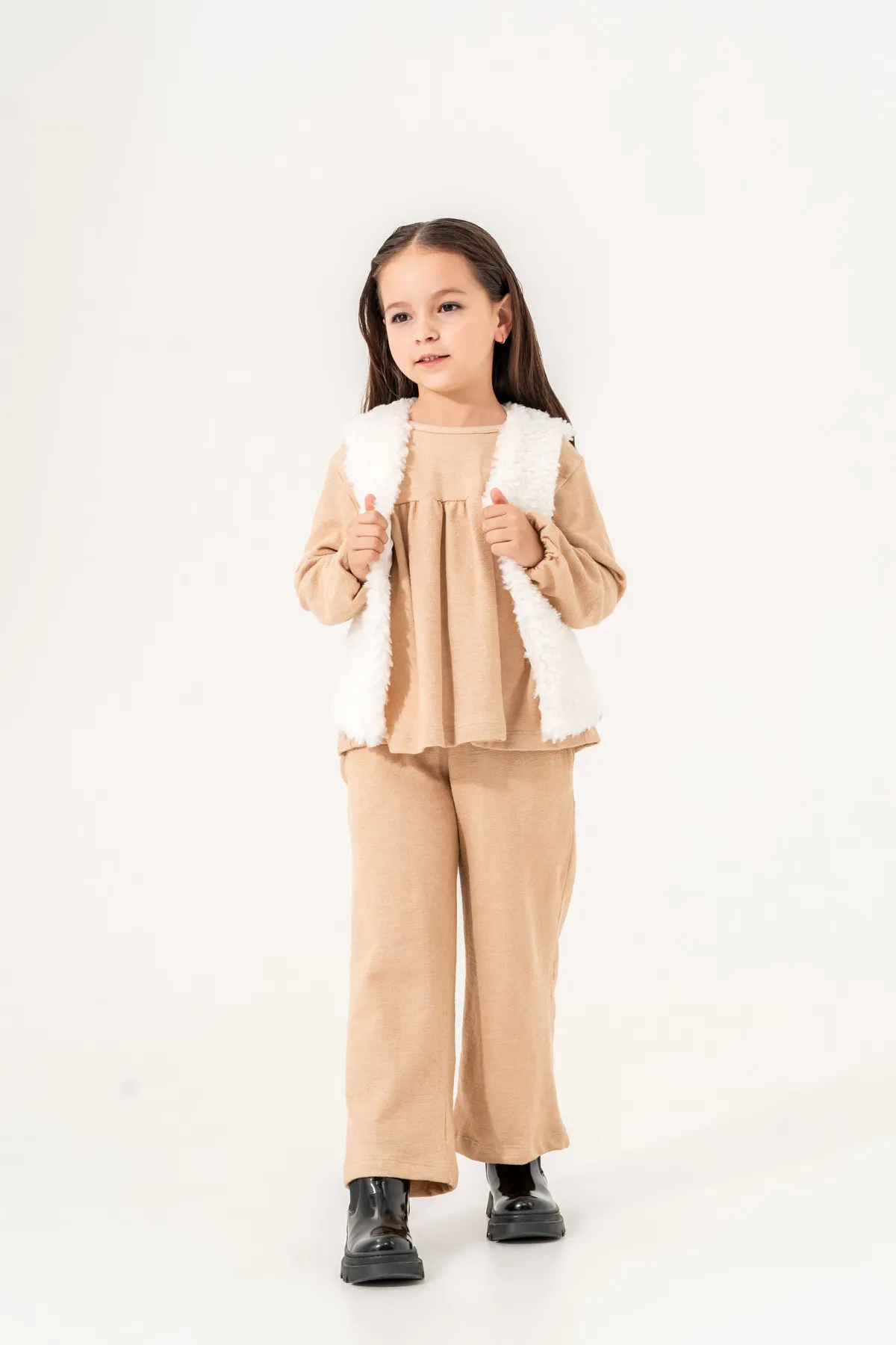 Girls' Two-Piece Set with Plush Ecru Vest and Brown Top & Bottom