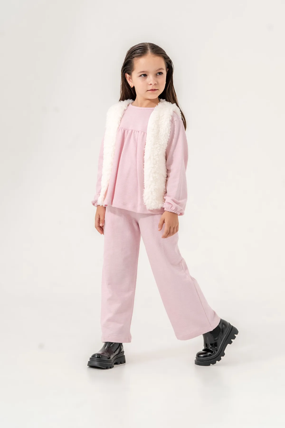 Girls' Two-Piece Set with Plush Ecru Vest and Brown Top & Bottom